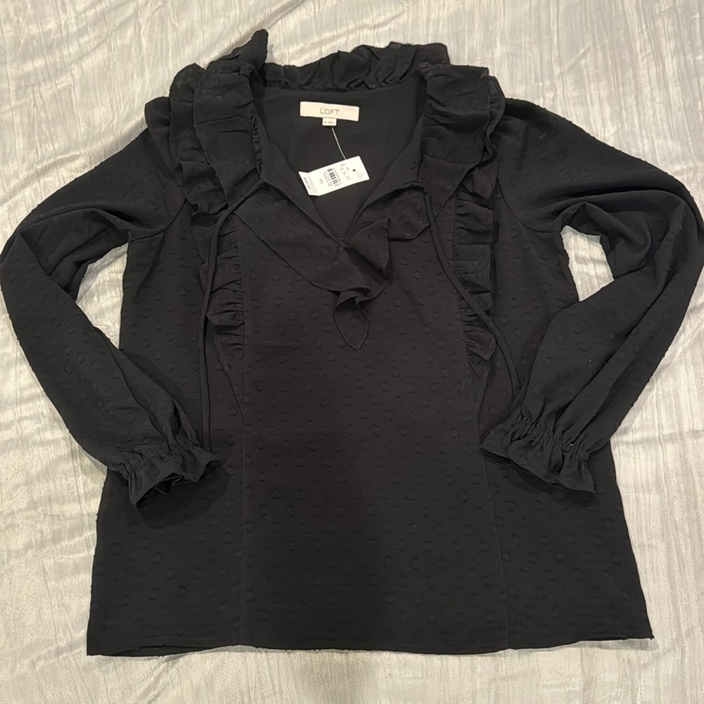 *NWT* Black Loft Long Sleeve